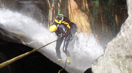 Bezpečnostní komise UIAA vydala doporučení pro vyznavače canyoningu